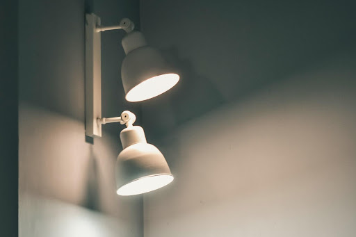 Gør brug af genopladelige lamper i din indretning